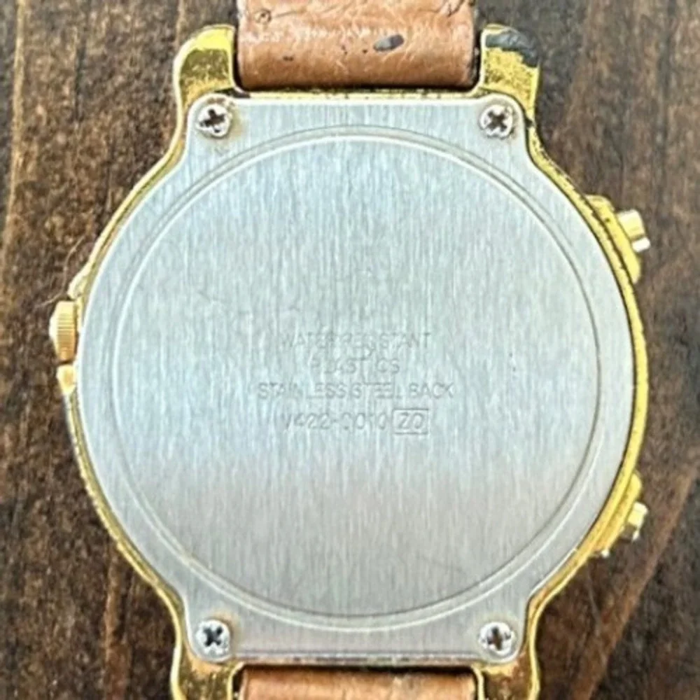 Vintage Lorus Mickey Mouse Musical Watch Gold Tone Disney V422-0010 Tan Leather‎